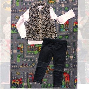 ❗️❗️SOLD❗️❗️Nicole Miller Outfit